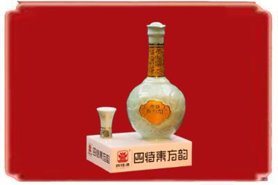 镇江市润州烟酒回收四特酒.jpg